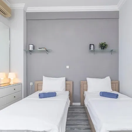 Houseloft Commercial Central * テッサロニキ