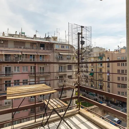 Houseloft Commercial Central