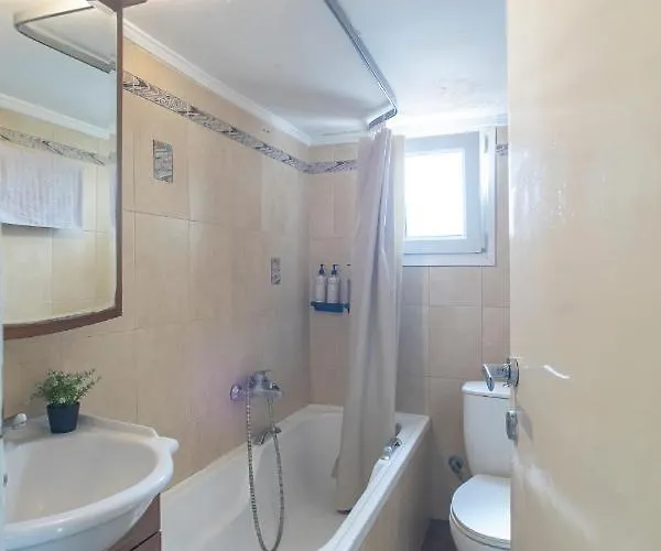 Апартаменты Houseloft Commercial Central *