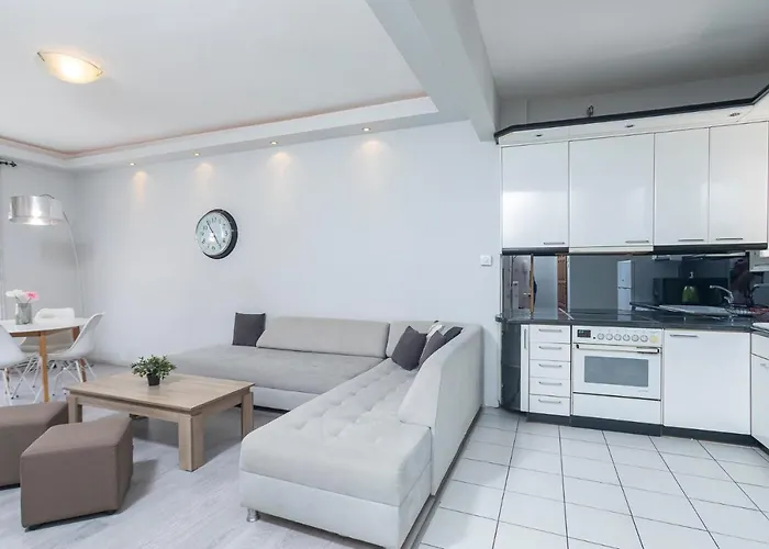 Апартаменты Houseloft Commercial Central Салоники